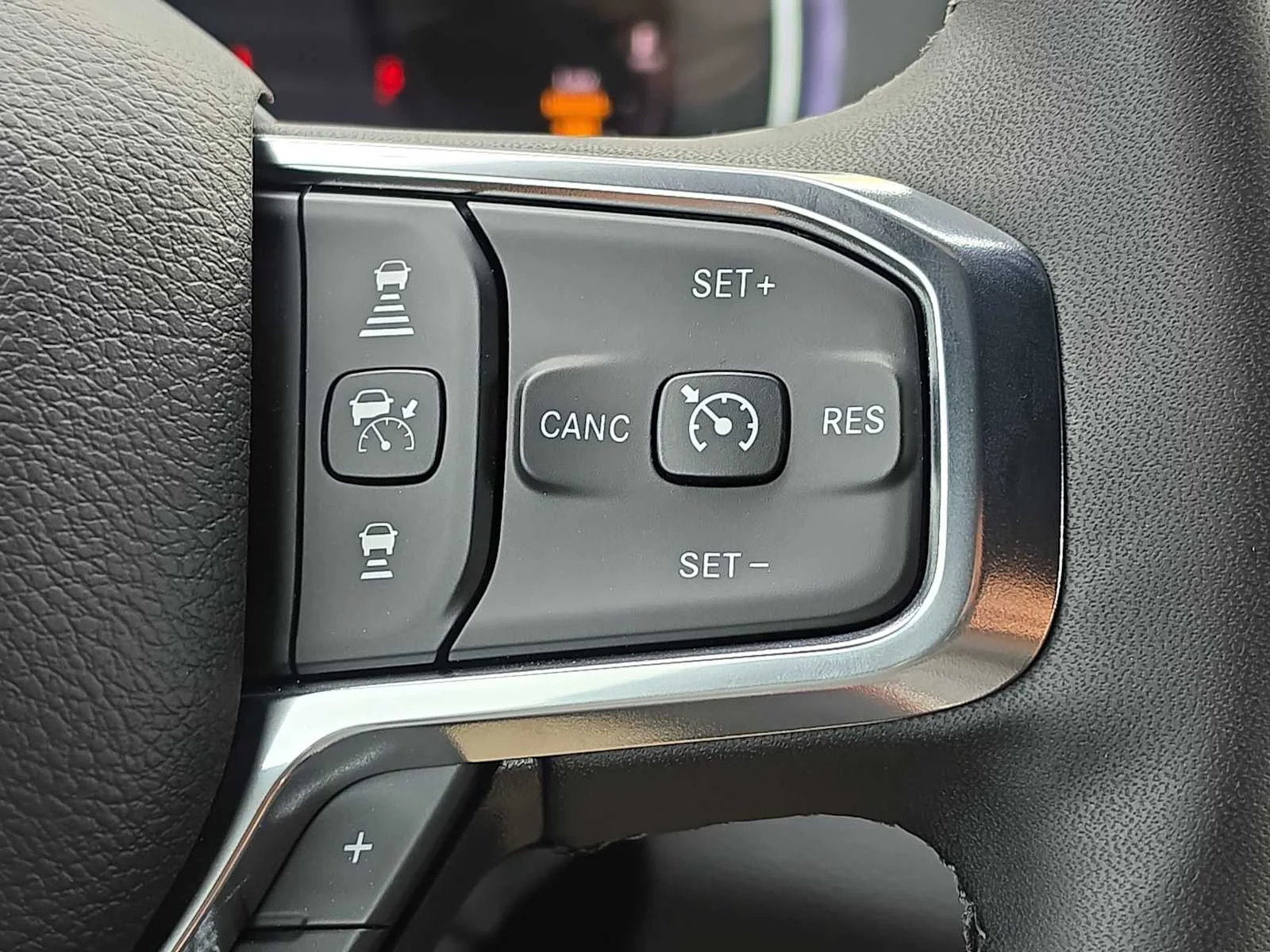 2026 RAM 3500 Laramie - Photo 29