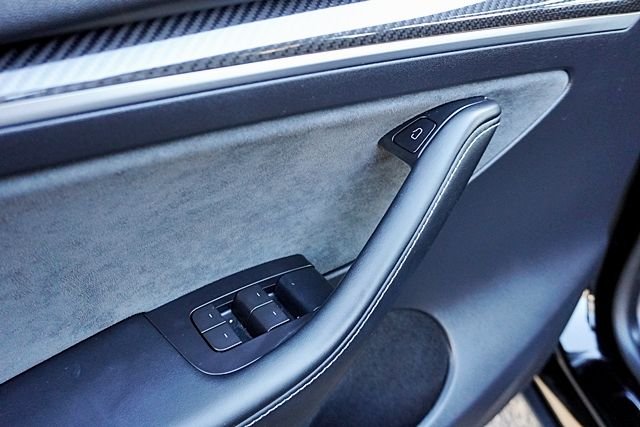 Used 2023  Tesla Long Range image 26