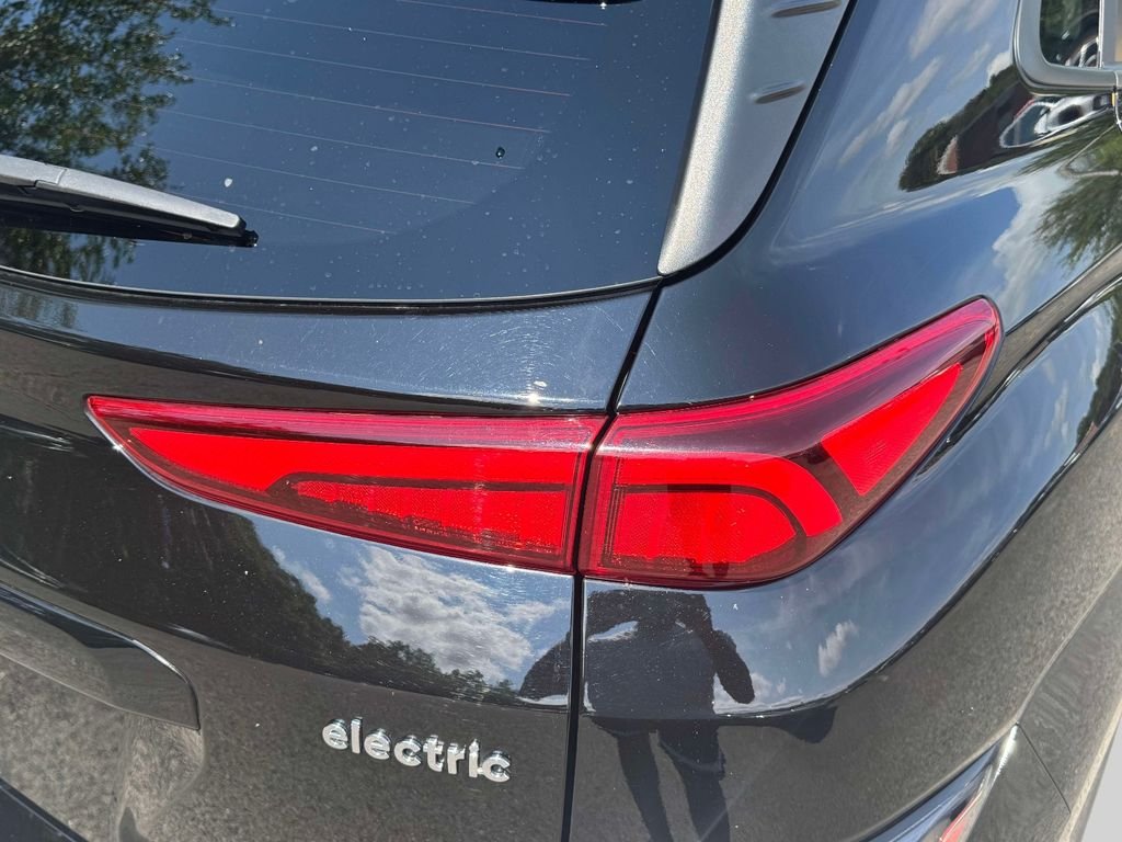 2022 Hyundai Kona EV Limited - Photo 9