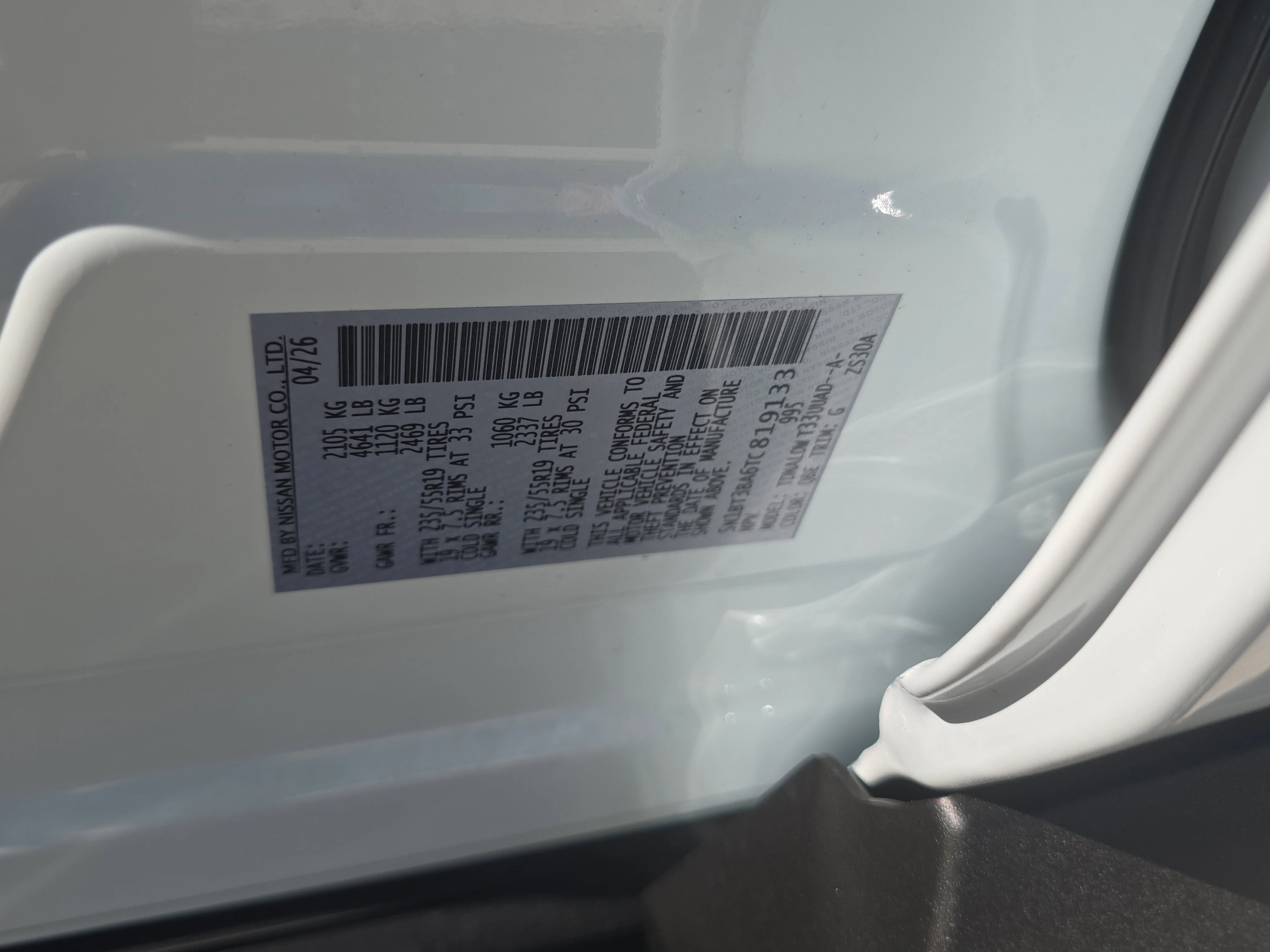 New 2026 Everest White Pearl TriCoat Nissan Dark Armor™ image 35