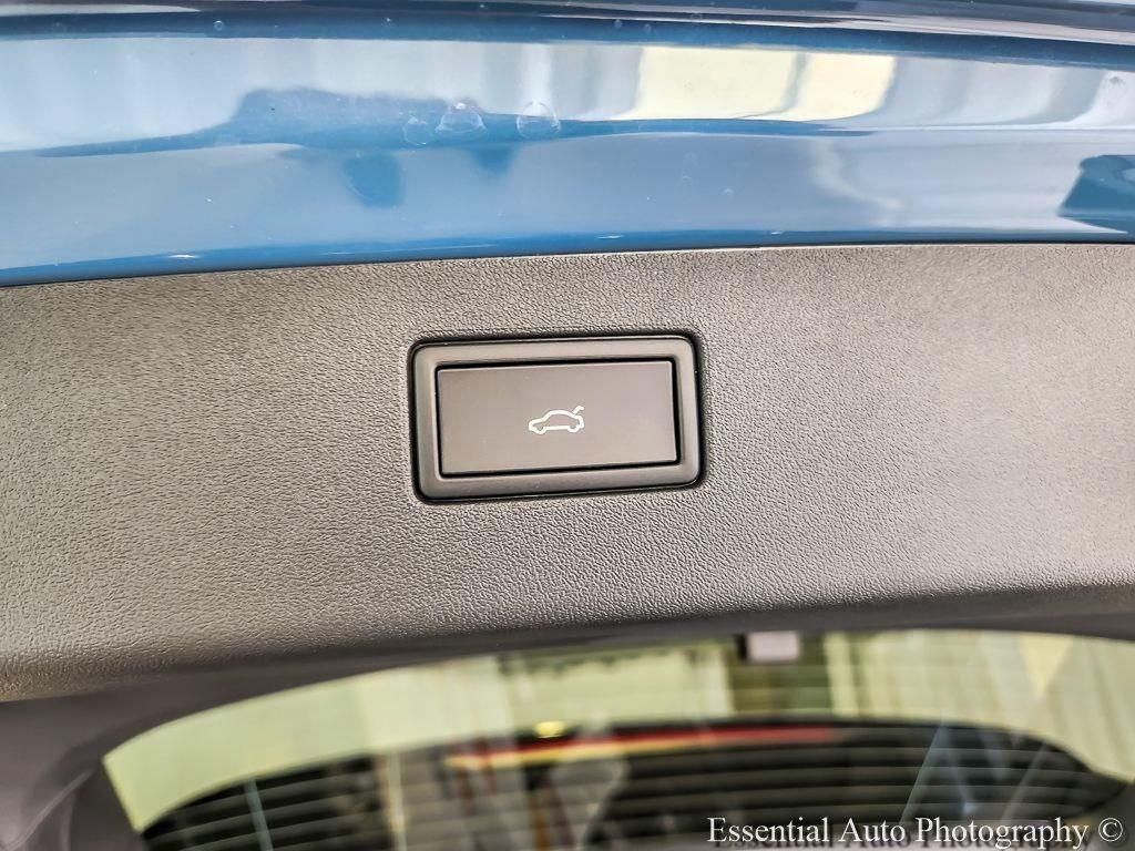 New 2026 Monterey Blue Pearl Volkswagen 2.0T SE R-Line Black image 17