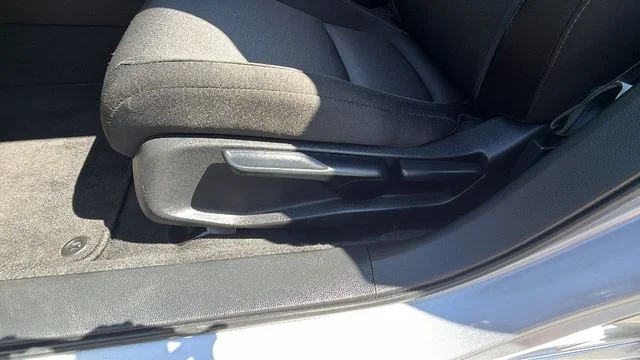 Used 2021 Silver Honda LX image 20