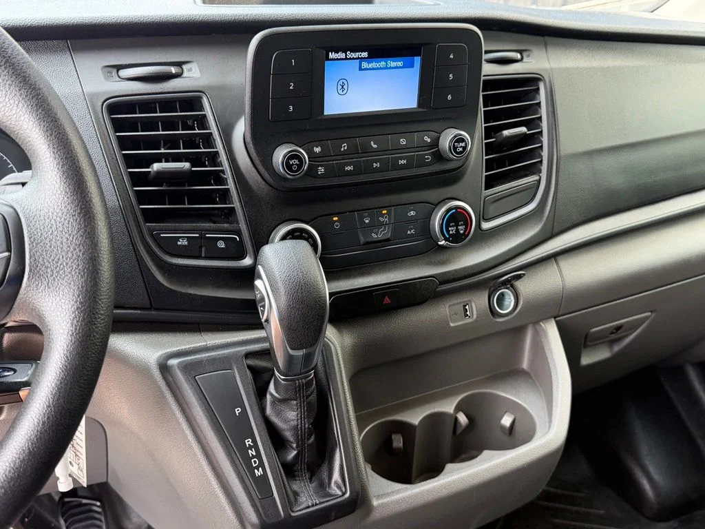 Used 2025 White Ford Base image 9