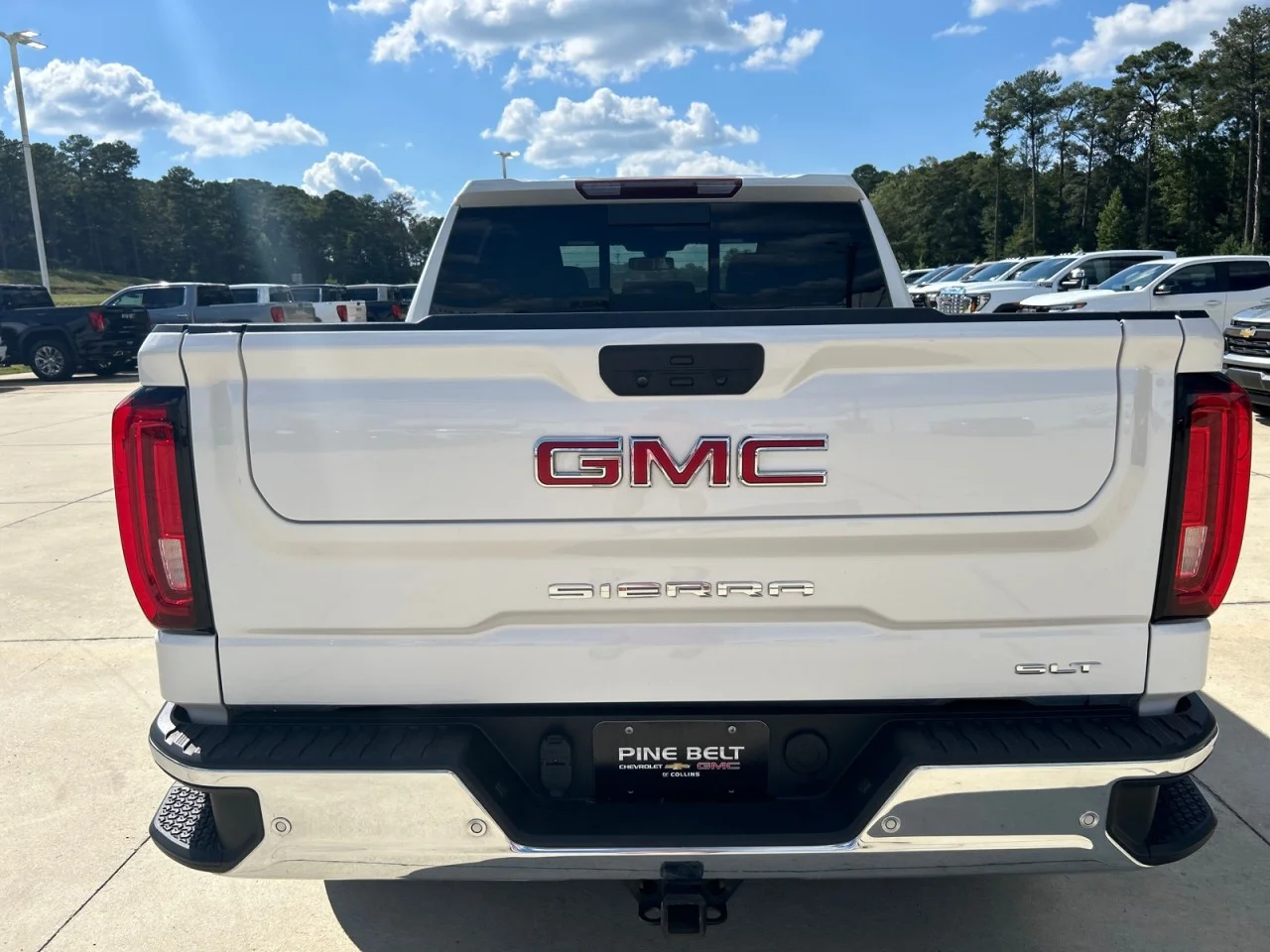 Used 2020 WHITE FROST TRICOAT GMC SLT image 6