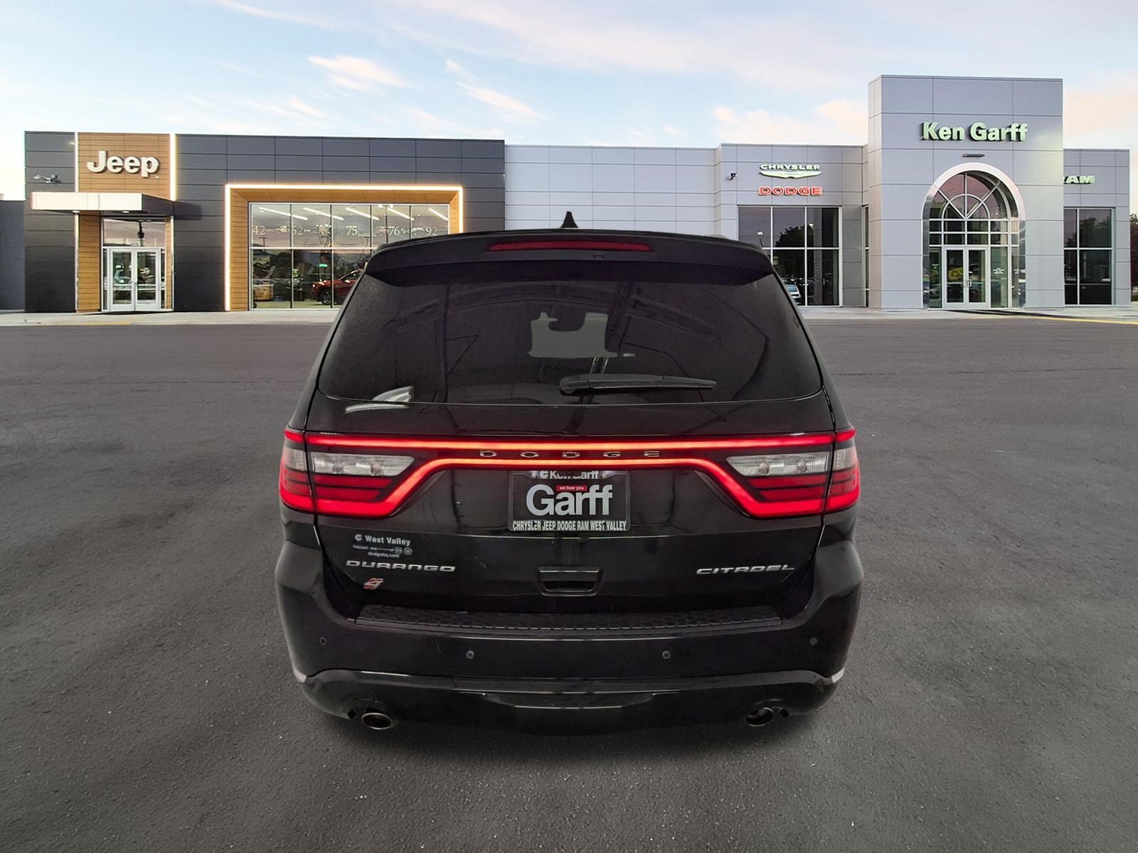 Used 2022 DB Black Clearcoat Dodge Citadel image 5