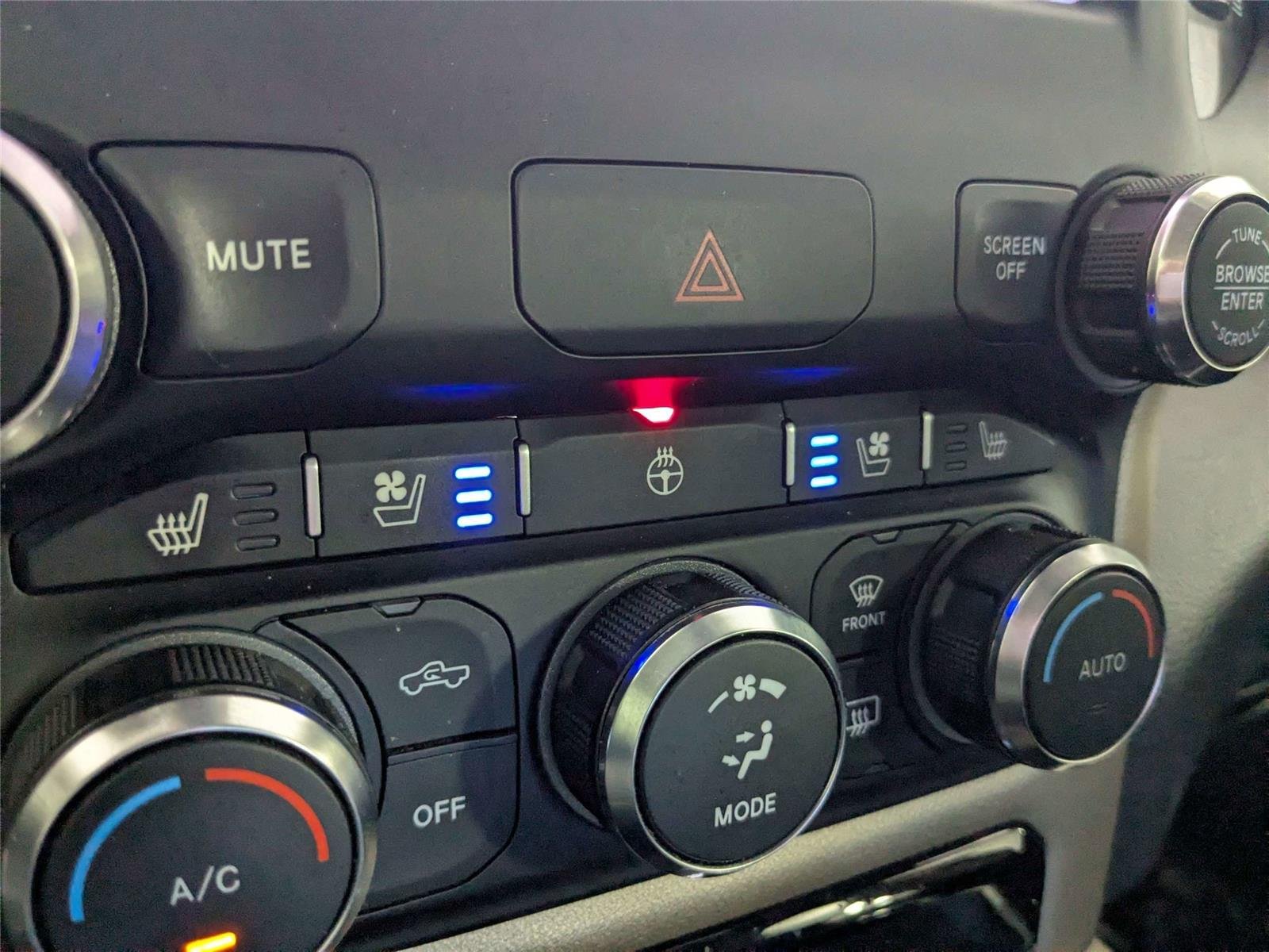 Used 2022 Delmonico Red Pearlcoat Ram Laramie image 22