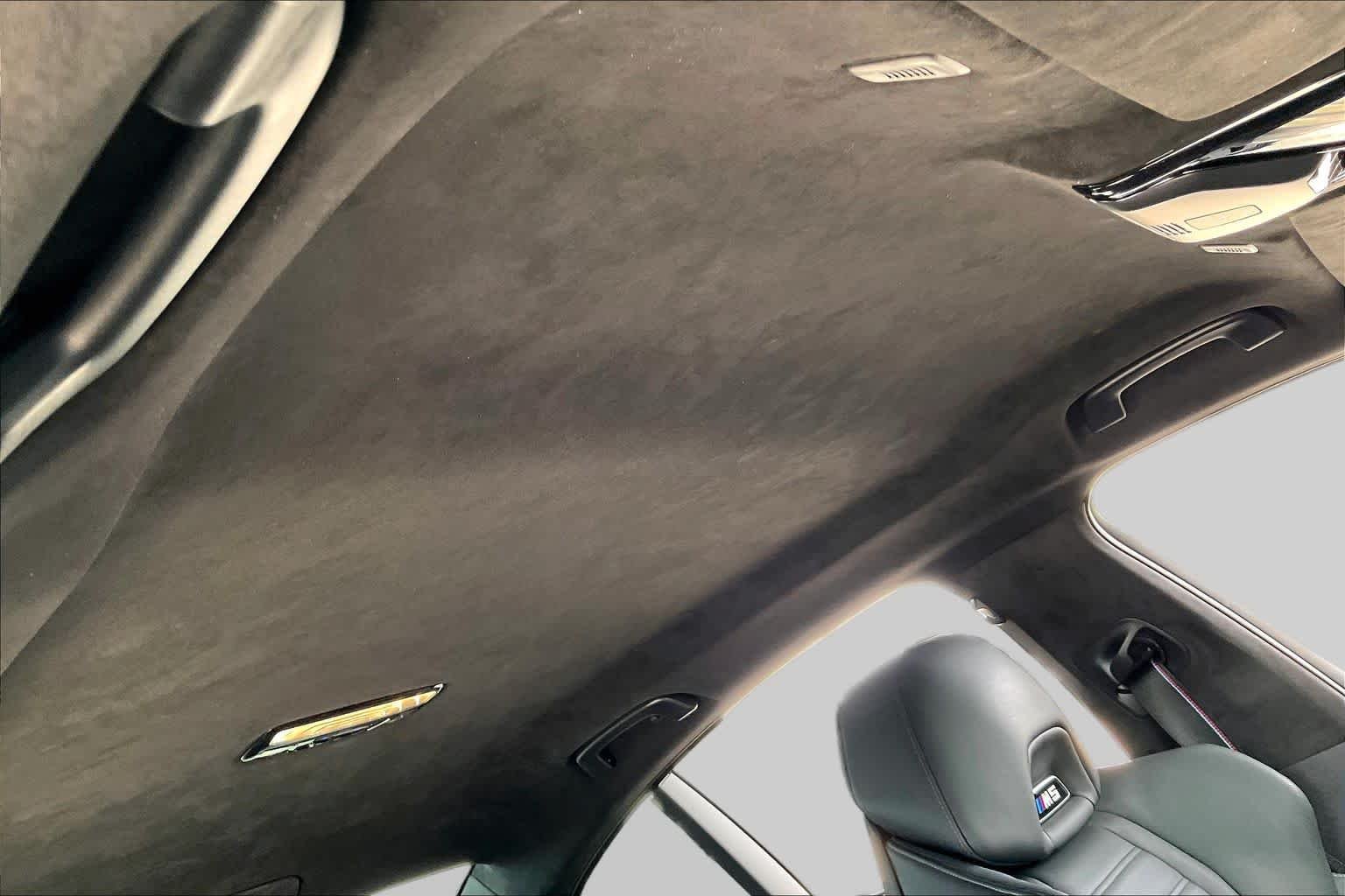 Used 2023 Alvite Grey Metallic BMW  image 13