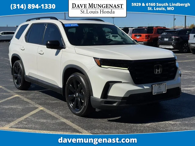2025 Honda Pilot AWD Black Edition