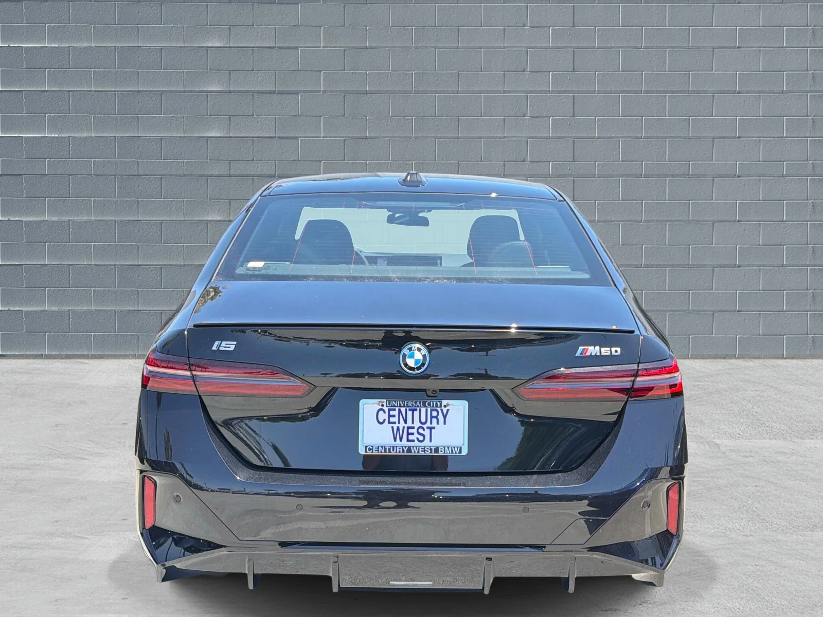 New 2026 Black Sapphire Metallic BMW M60 image 4