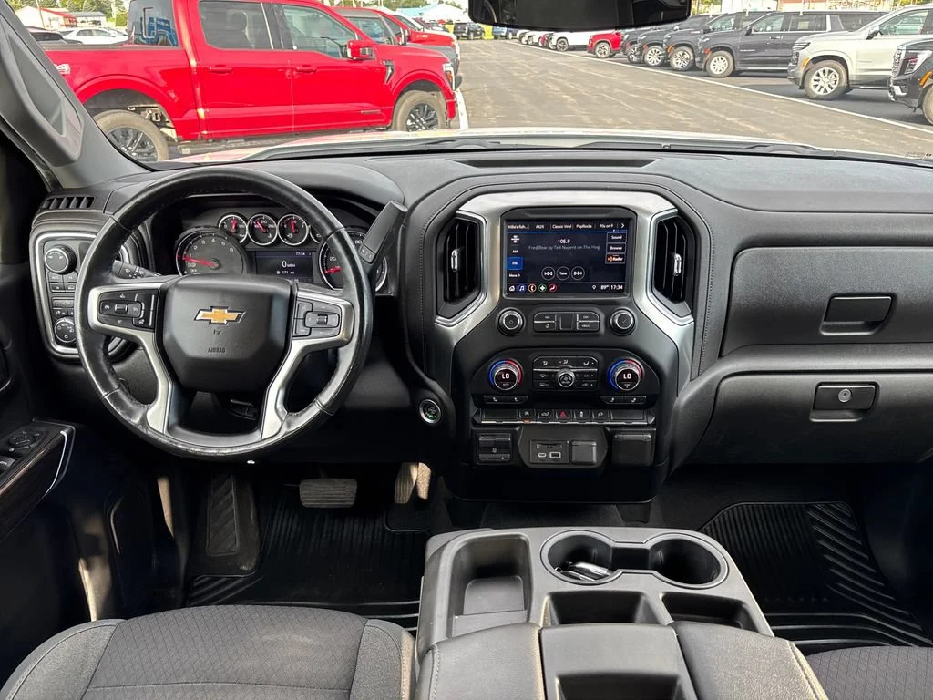 2019 Chevrolet Silverado 1500 LT - Photo 11