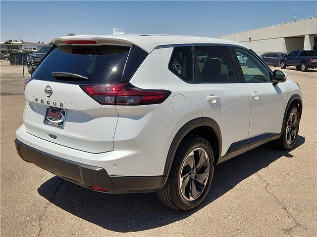 Used 2025 White Nissan SV Front-Wheel Drive image 4