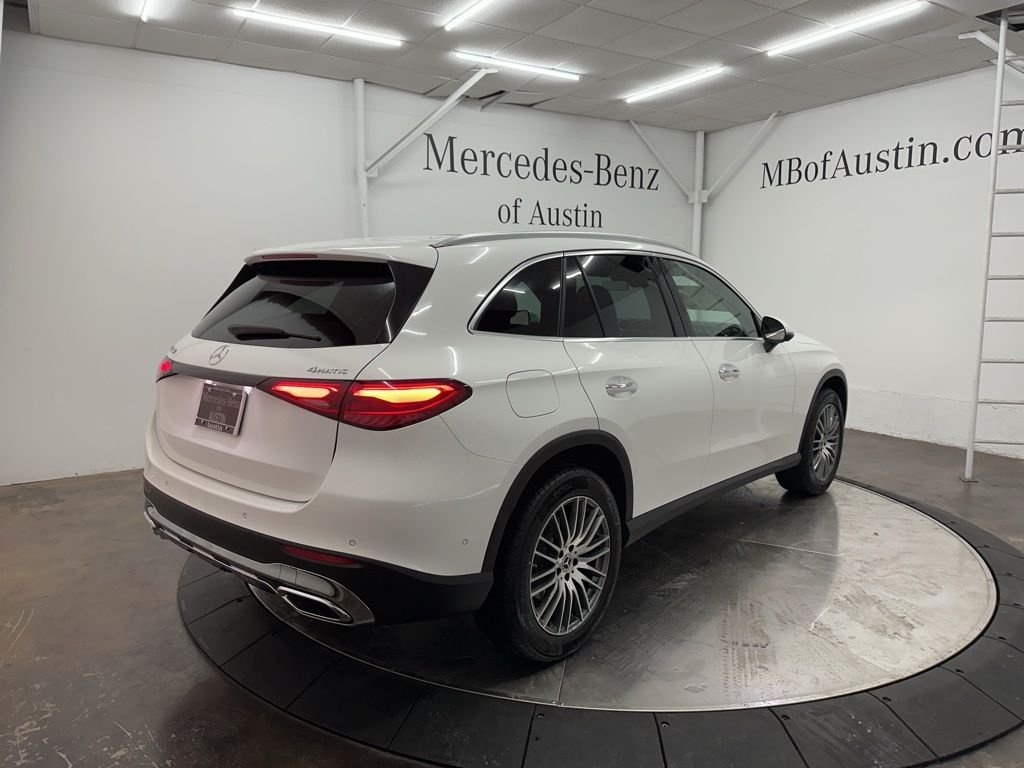 Used 2026 White Mercedes-Benz GLC 300 image 7
