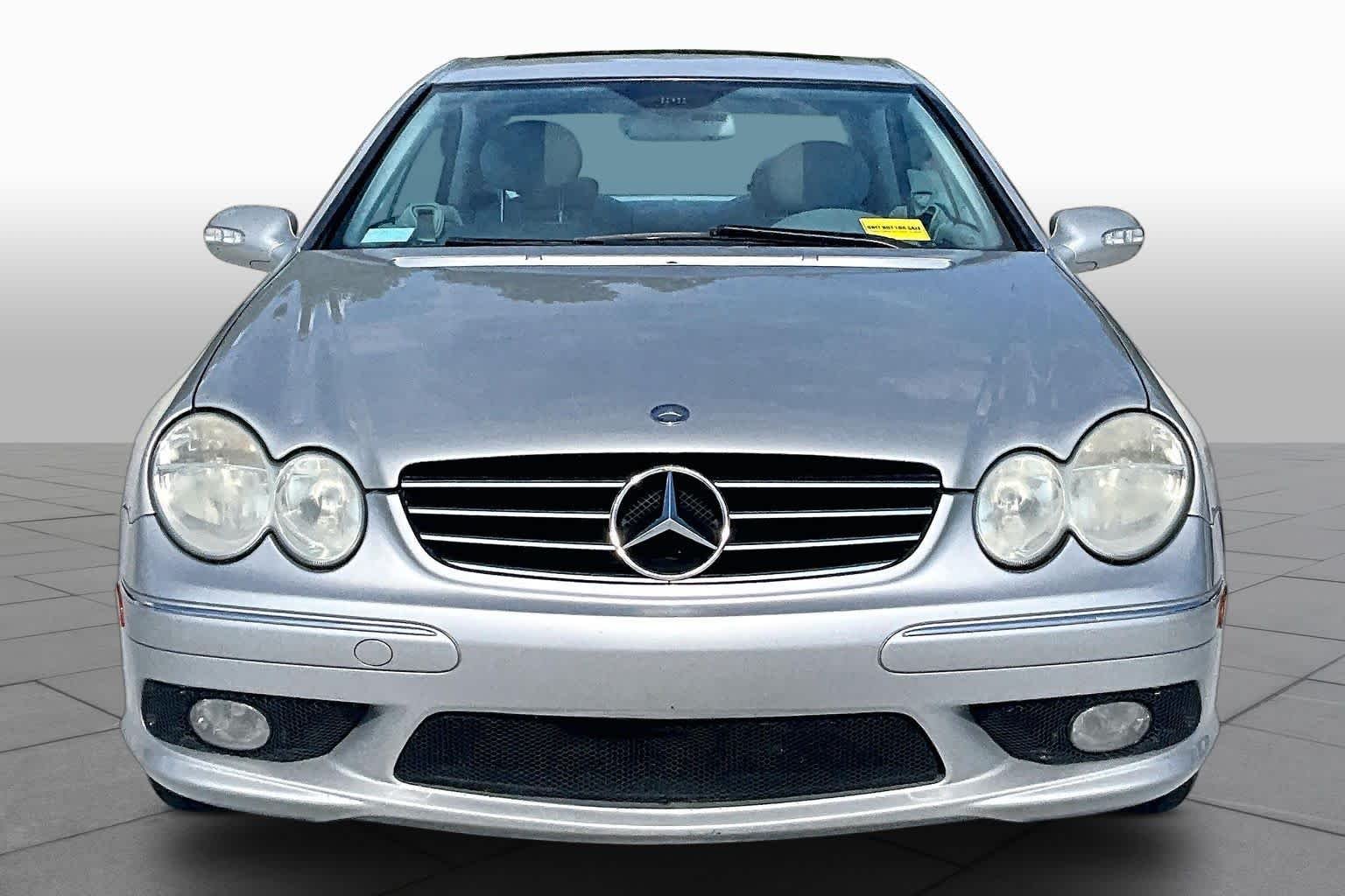Used 2004 Brilliant Silver Metallic Mercedes-Benz 5.0L image 3