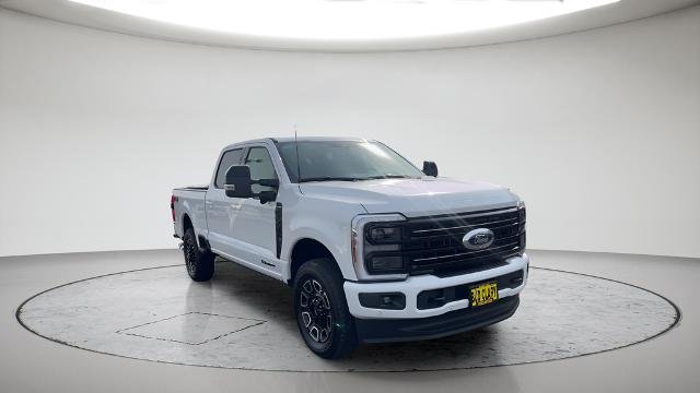 New 2026 Star White Metallic Tri-Coat Ford F-250® Platinum® image 25