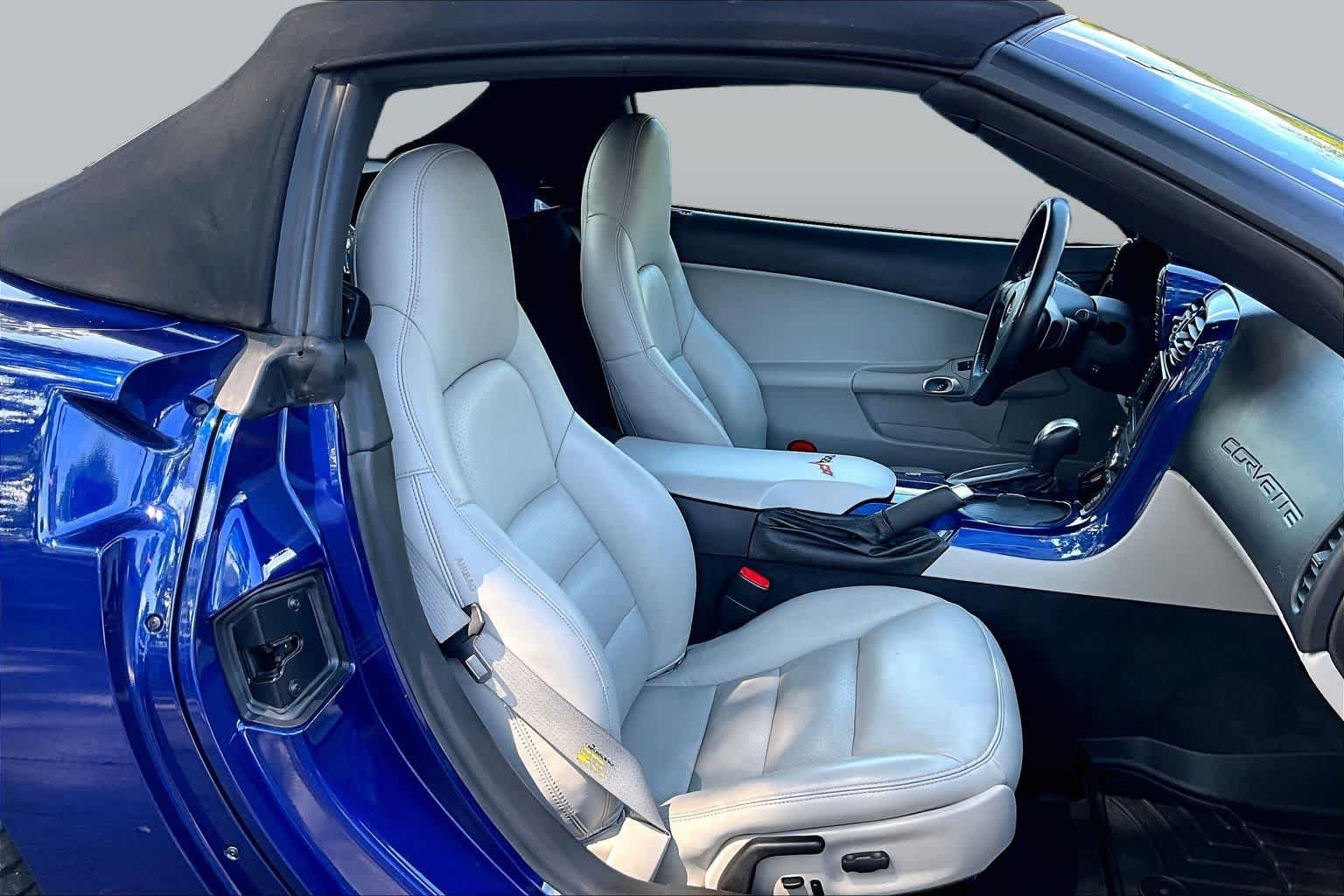 Used 2007 LeMans Blue Metallic Chevrolet  image 8
