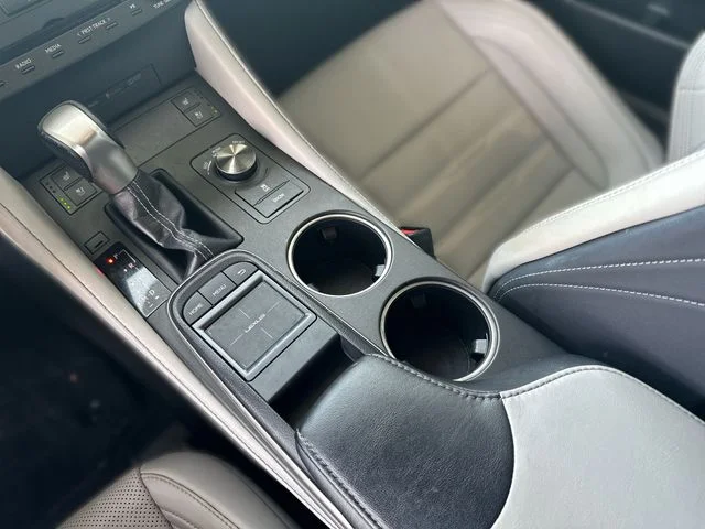 Used 2016 Silver Lexus 350 image 22