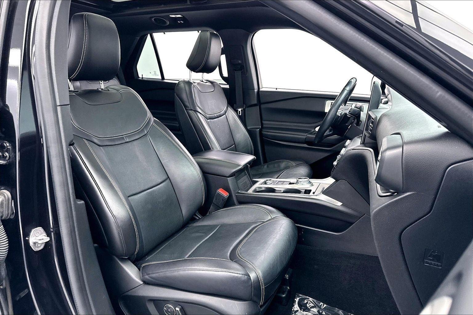 Used 2020 Agate Black Metallic Ford ST image 30