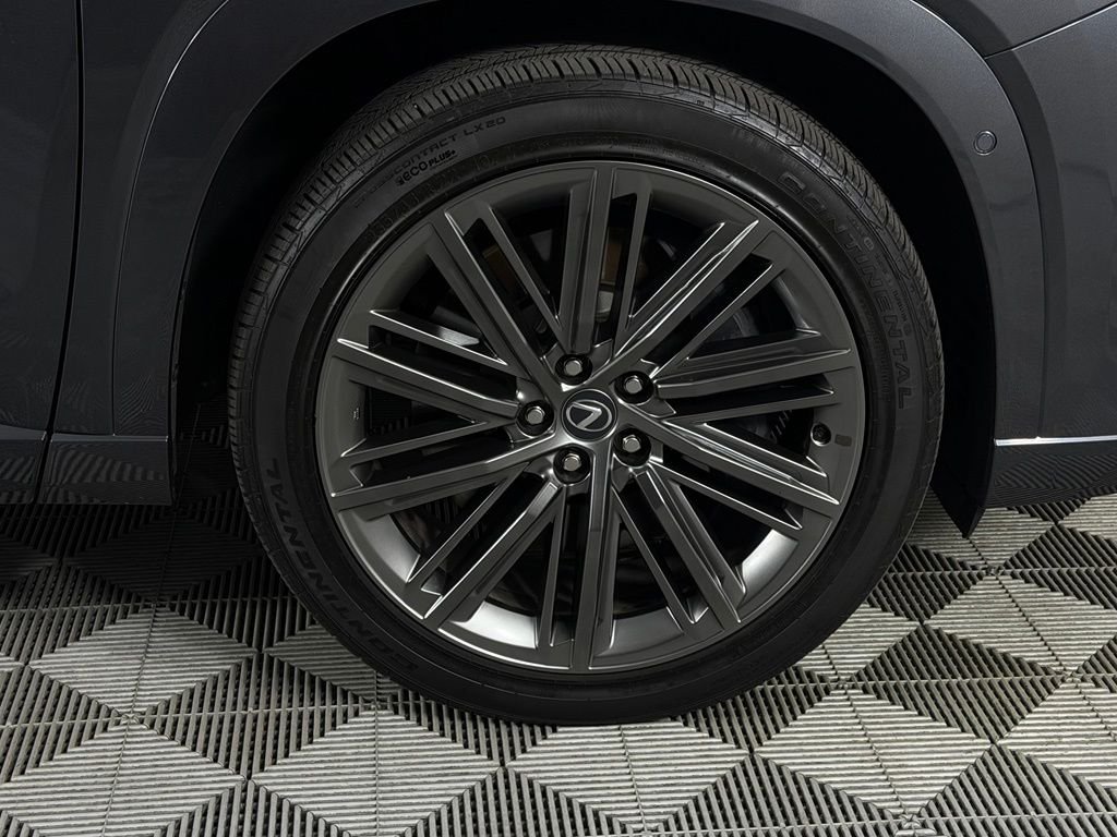 Used 2025 Gray Lexus 550h+ Luxury image 12