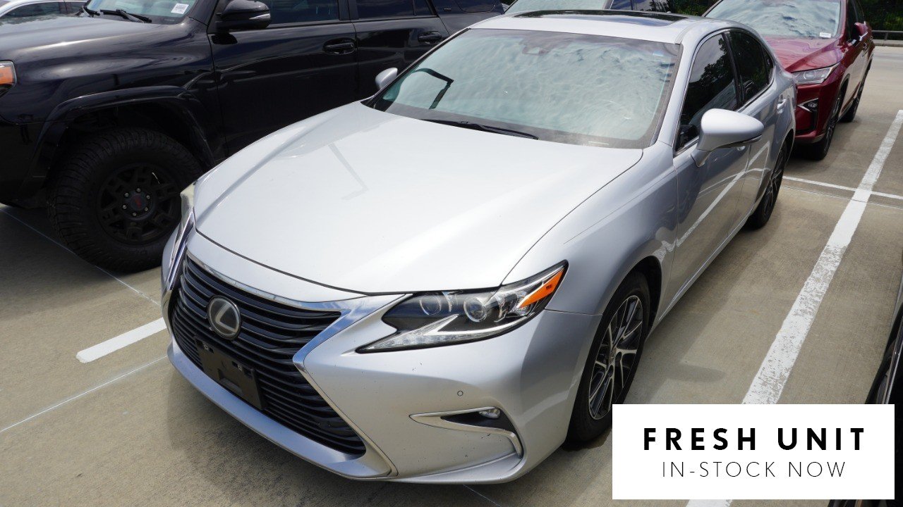 2016 Lexus ES 350 350's photo