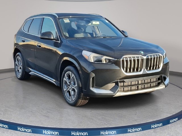 Certified Used 2026 Black Sapphire Metallic BMW xDrive28i image 3