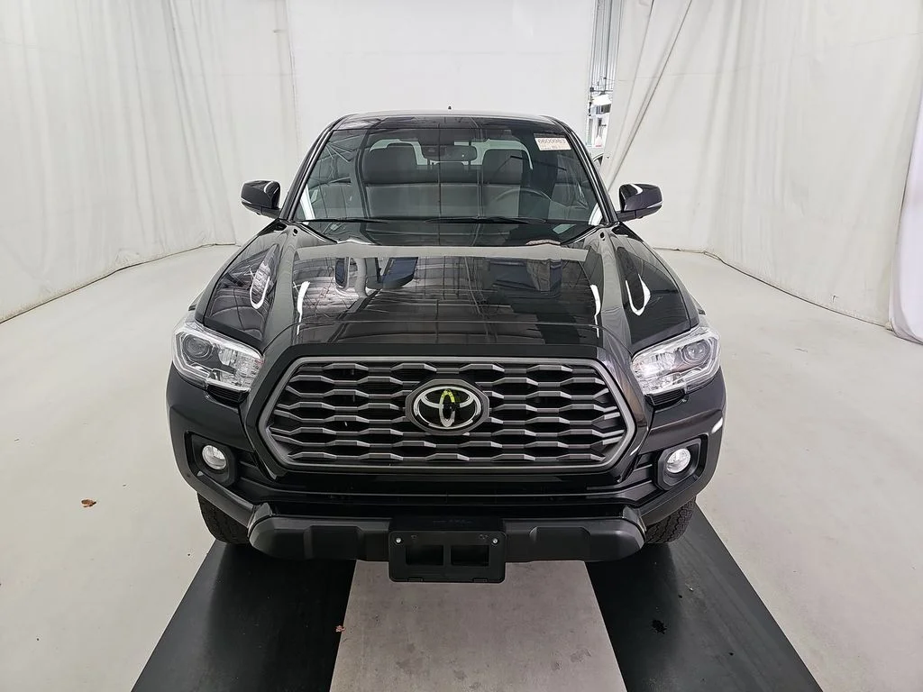 Used 2023 Toyota Tacoma TRD Off Road with VIN 3TMCZ5ANXPM567379 for sale in Kansas City