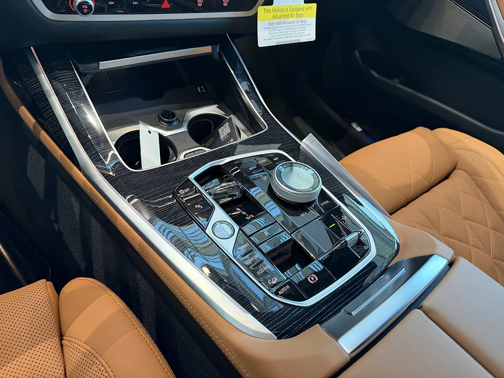 New 2027 Black Sapphire Metallic BMW xDrive40i image 10