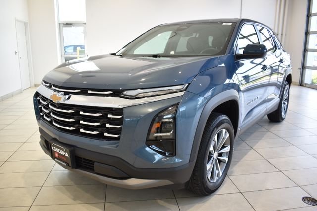 Used 2025 Blue Chevrolet LT image 4