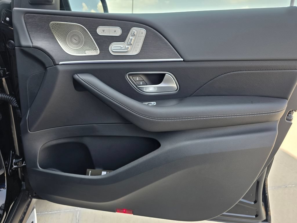 New 2026 Black Mercedes-Benz GLE 350 image 43