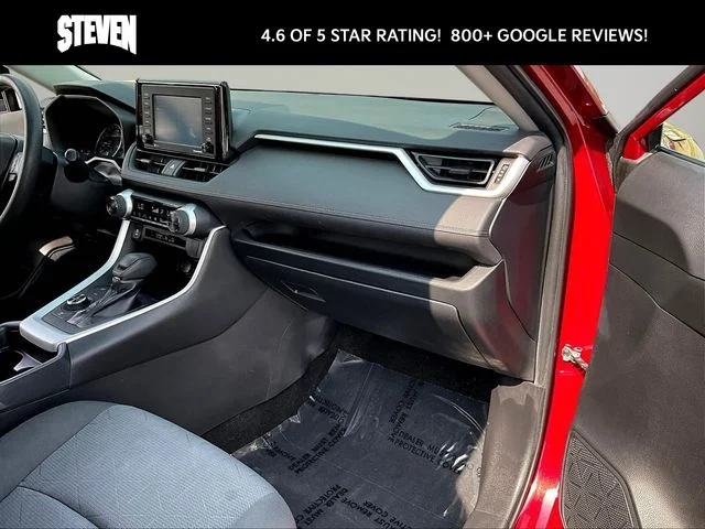 Used 2020 Red Toyota XLE image 33
