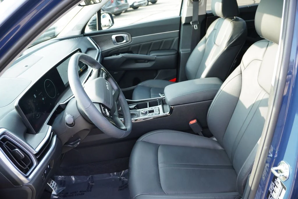 Used 2026 Midnight Lake Blue Kia X-Line SX image 15