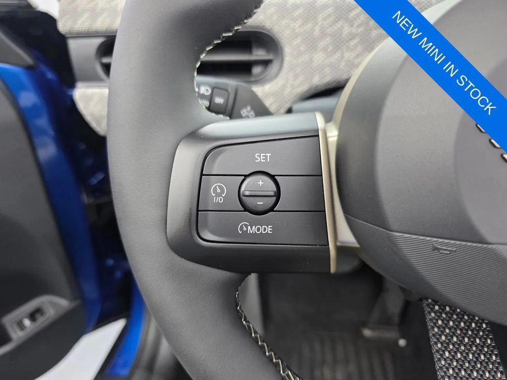 New 2026 Blue MINI Signature Plus image 17