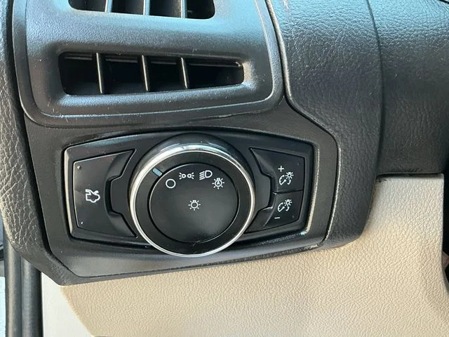 Used 2014 Gray Ford SE image 12
