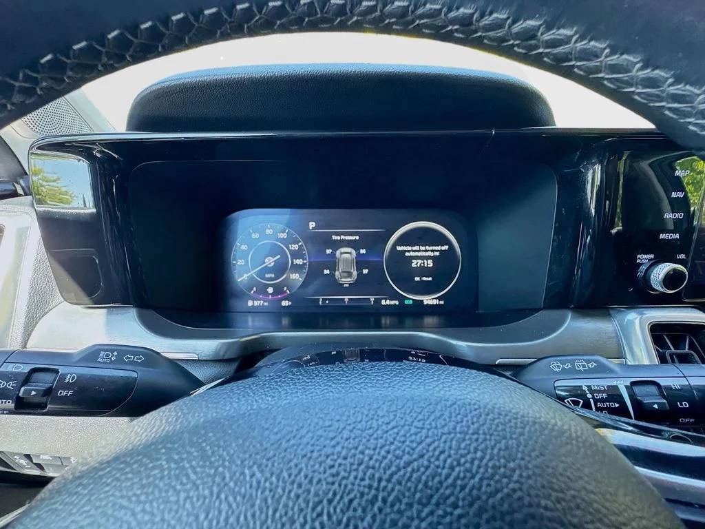 Used 2023 Blue Kia SX image 21