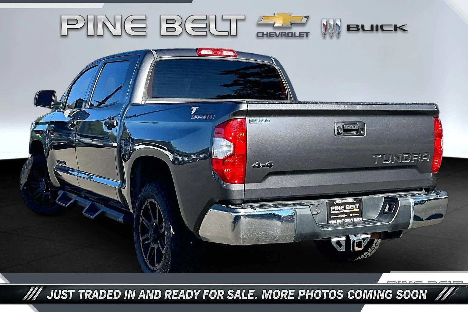 Used 2018 Magnetic Gray Metallic Toyota SR5 image 2