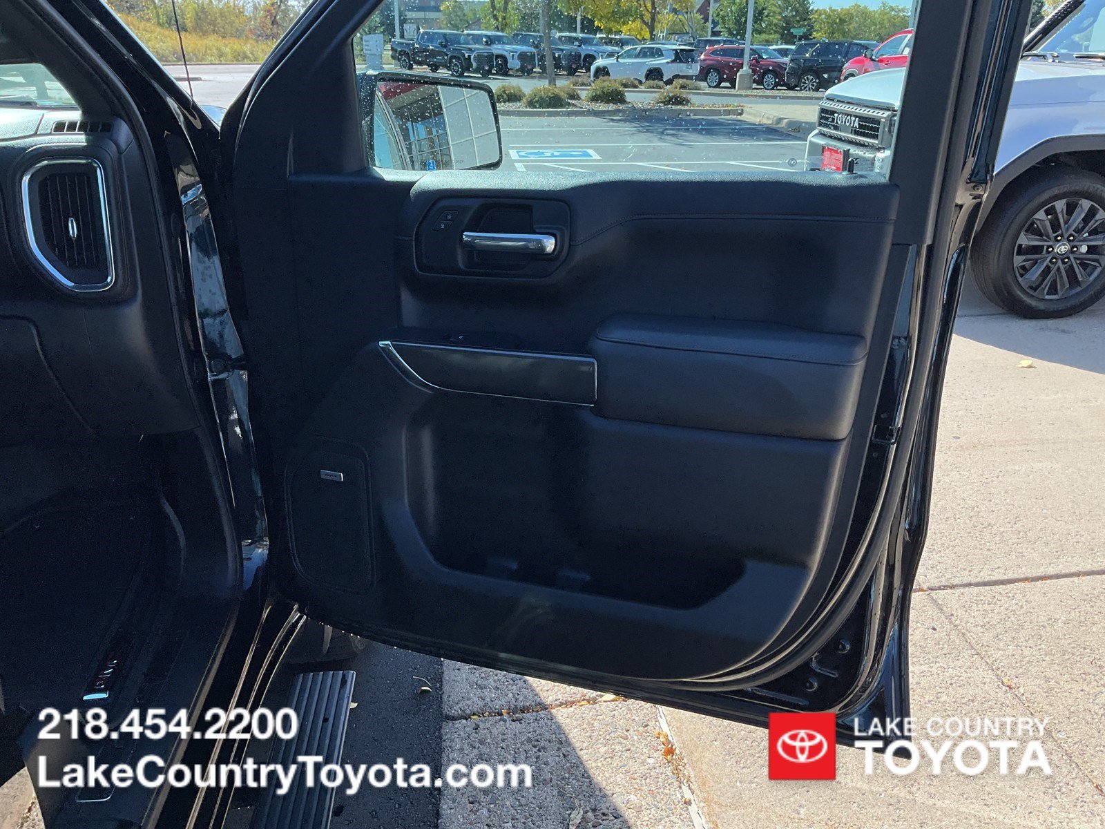 Used 2021 Onyx Black GMC AT4 image 20