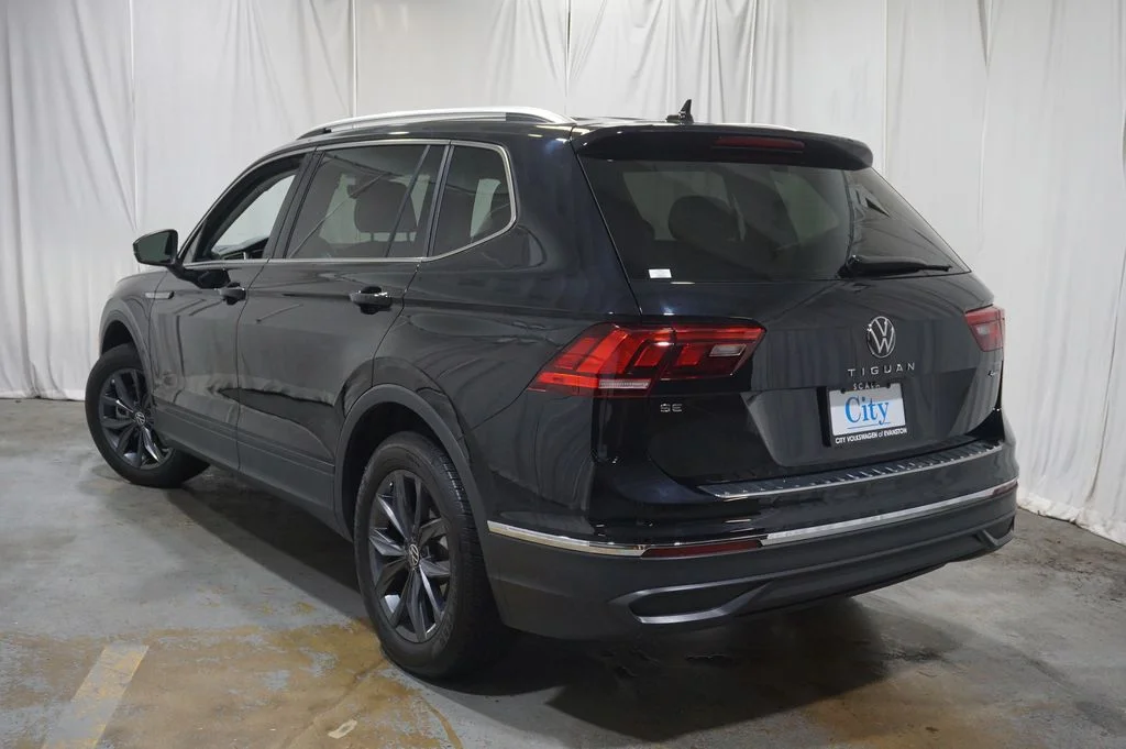 Certified Used 2023 Black Volkswagen 2.0T SE image 7