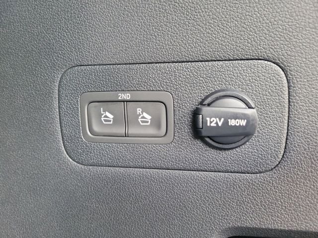 Used 2022 Black Hyundai XRT image 14