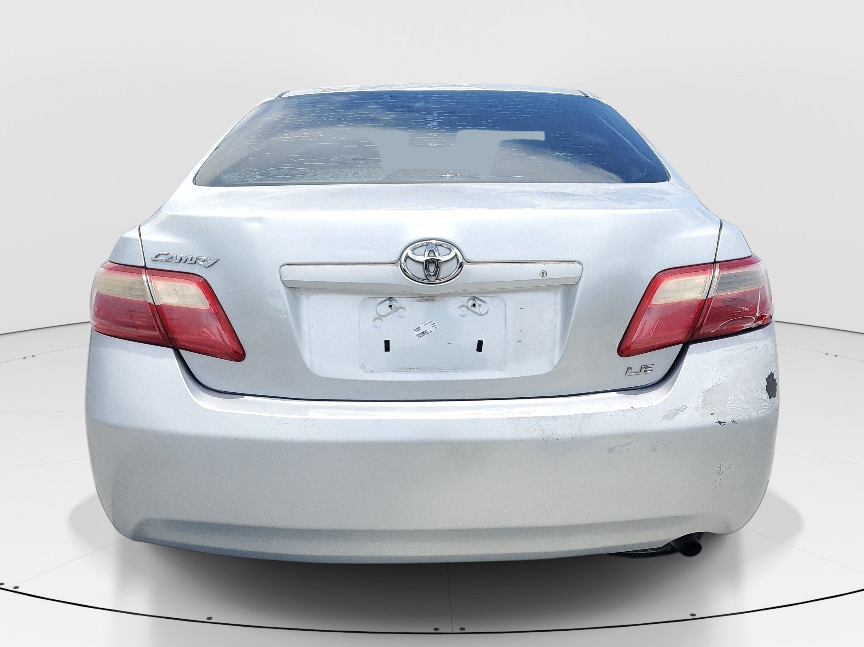Used 2007 Silver Toyota LE image 5
