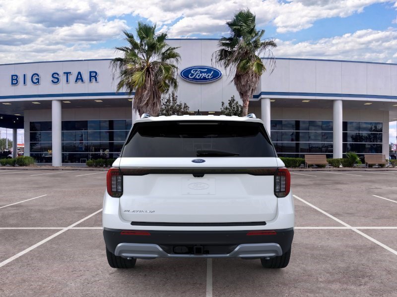 New 2026 Star White Metallic Tri-Coat Ford Platinum image 5
