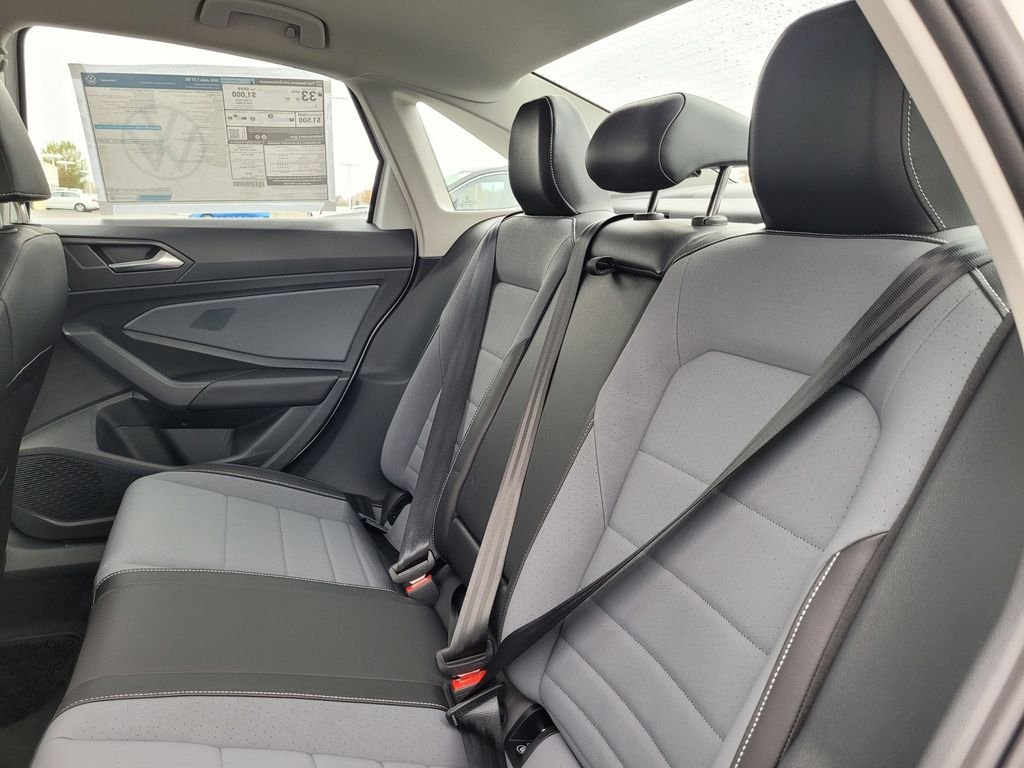 New 2026 White Volkswagen 1.5T SE image 13