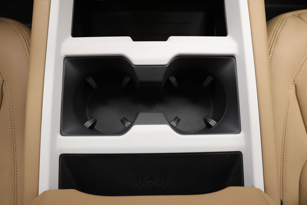 2026 Land Rover Defender X-Dynamic SE - Photo 26