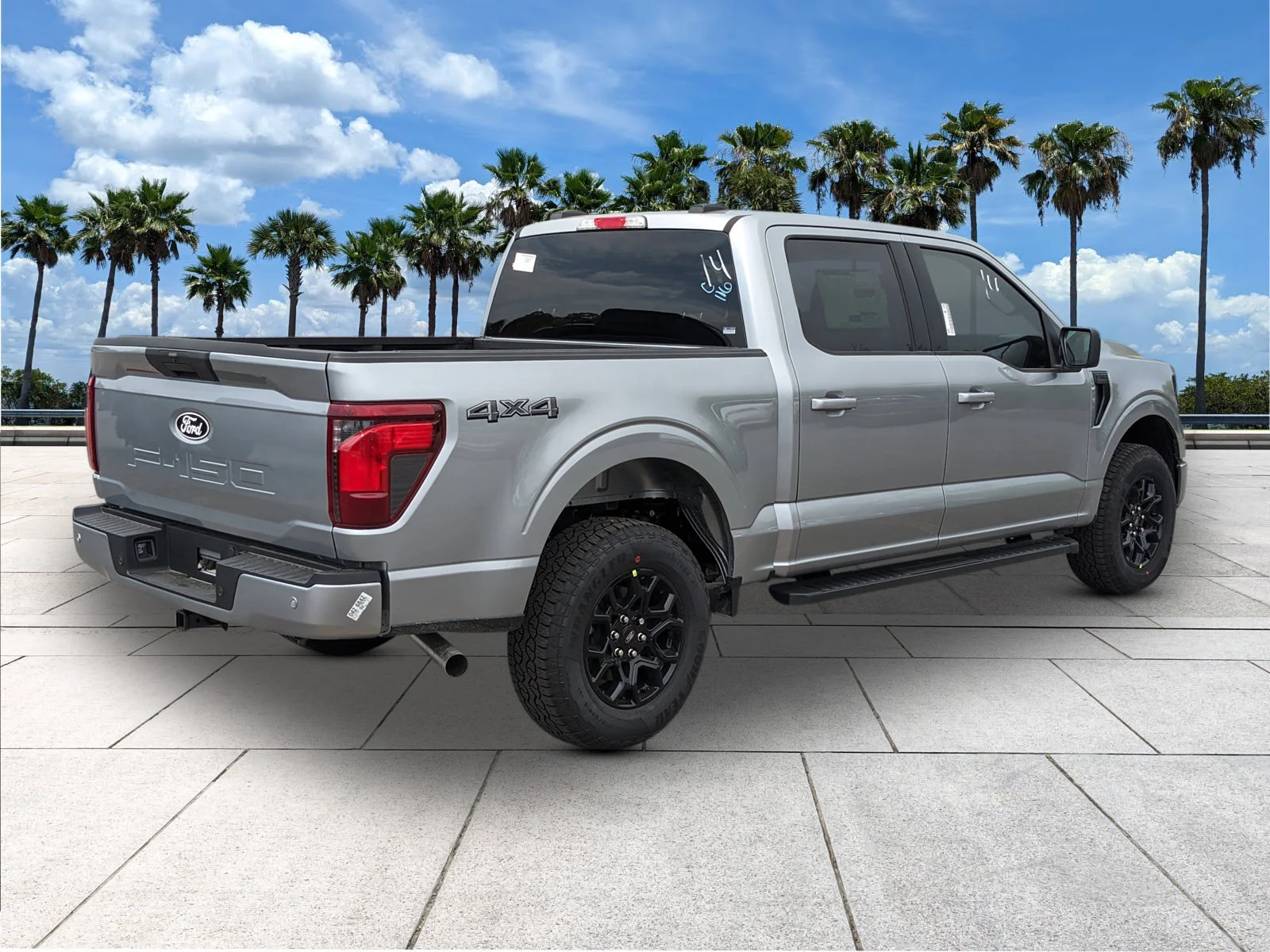 New 2026 Iconic Silver Metallic Ford XLT image 7