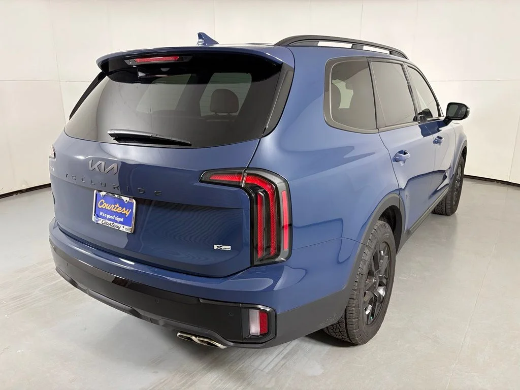Used 2025 Black Kia SX-Prestige X-Pro image 8