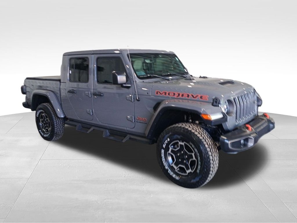 Used 2020 Gray Jeep Mojave image 7