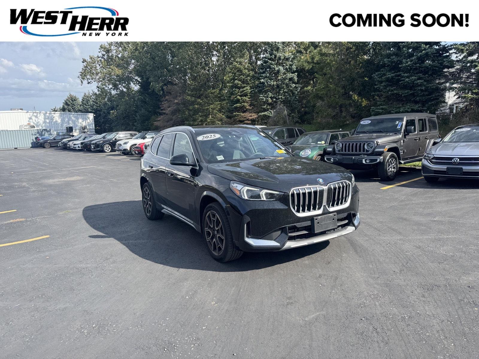 Used 2025 Black Sapphire Metallic BMW xDrive28i image 1
