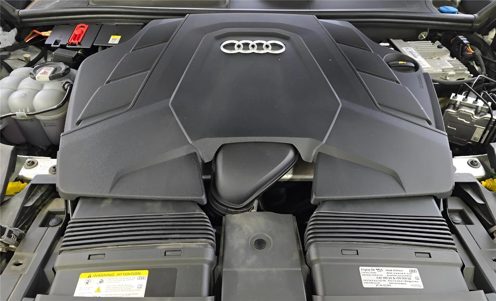 2023 Audi Q8 Premium Plus - Photo 14