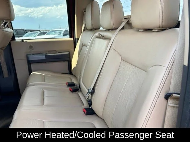Used 2015  Ford Lariat image 17