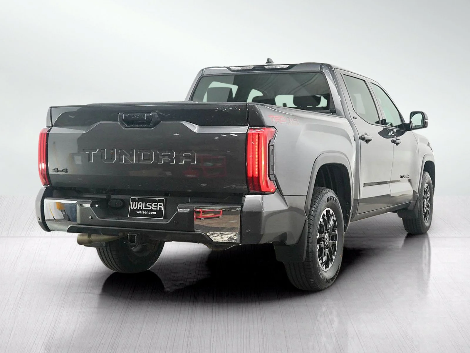 Used 2022 Gunmetal Toyota SR5 image 5