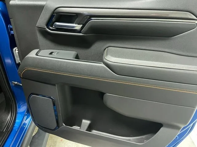 Used 2024 Dynamic Blue Metallic GMC AT4 image 23