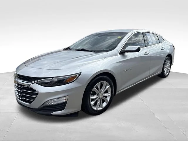 Used 2020 Silver Chevrolet LT image 3
